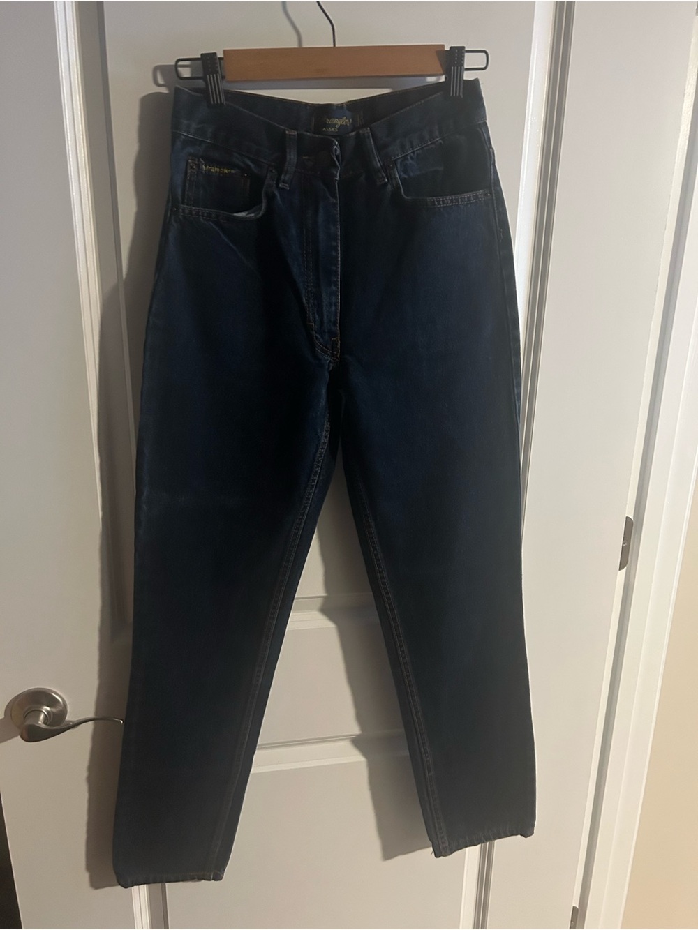 Women’s Wrangler Classic Dark Blue Straight Denim Jeans - Size 27